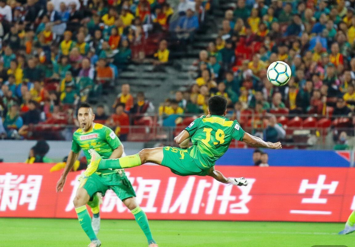 2018京沪大战：国安申花巅峰对决回顾(图4)